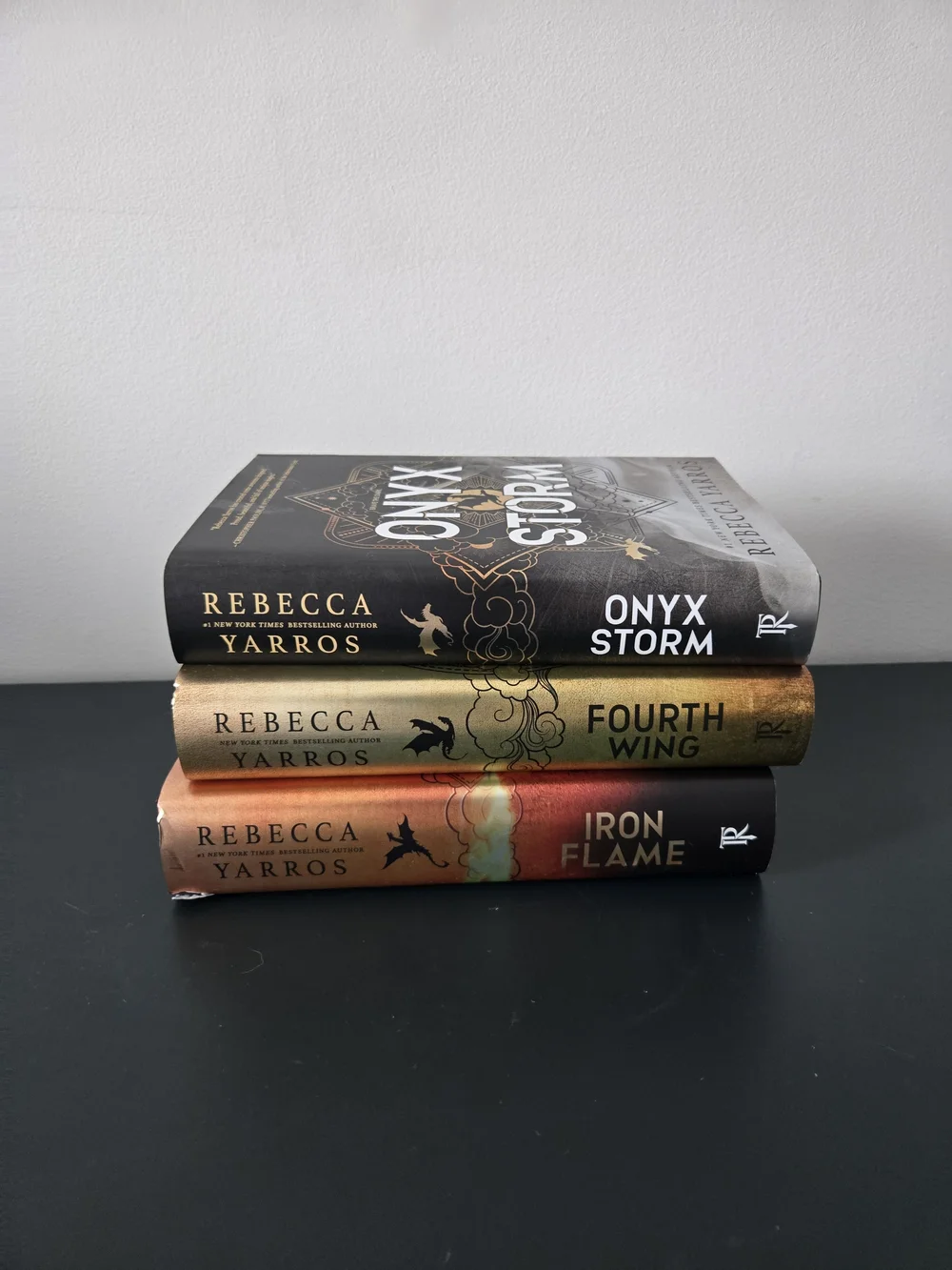 Rebecca Yarros The Empyrean series - Trilogy Books (hard Cover) - Picture 11 of 11
